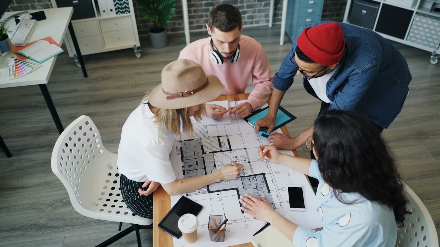 Navigating Supply Chain Disruptions in Modern Manufacturing